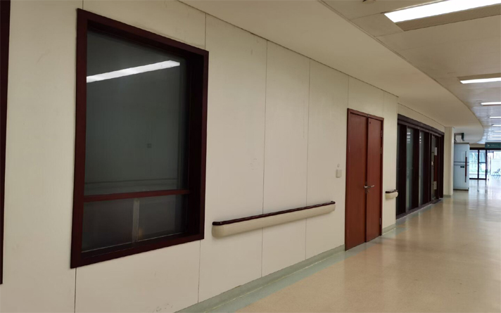 房門選免漆門還是烤漆門好？啥都可以將就，唯獨門不可以！