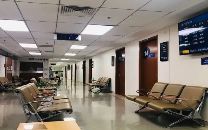 病房鋼質門廠家供應